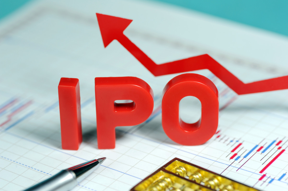 IPO được coi là một bước khởi đầu quan trọng cho quá trình doanh nghiệp công khai giá trị hoạt động tài chính trên thị trường chứng khoán