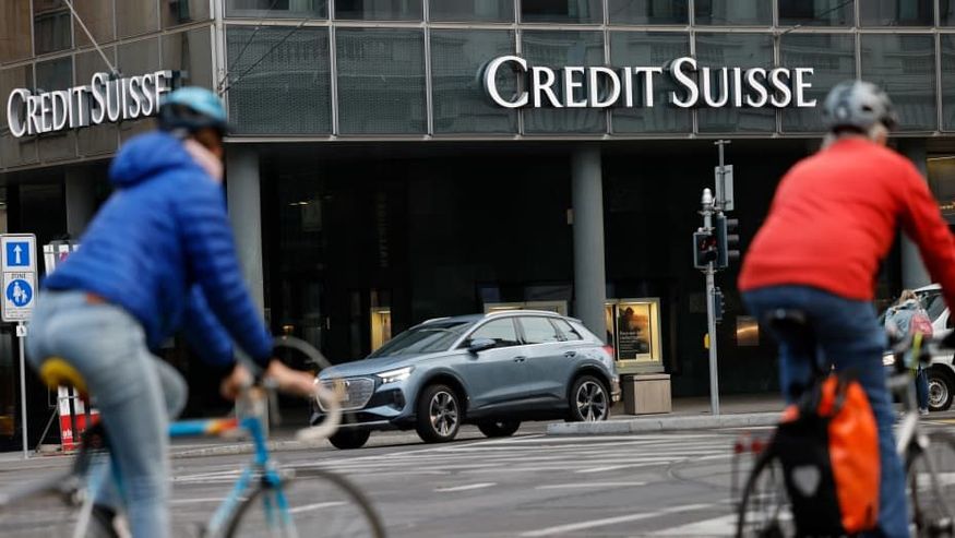 Credit Suisse đã giảm tới 10% sau hai ngày biến động mạnh
