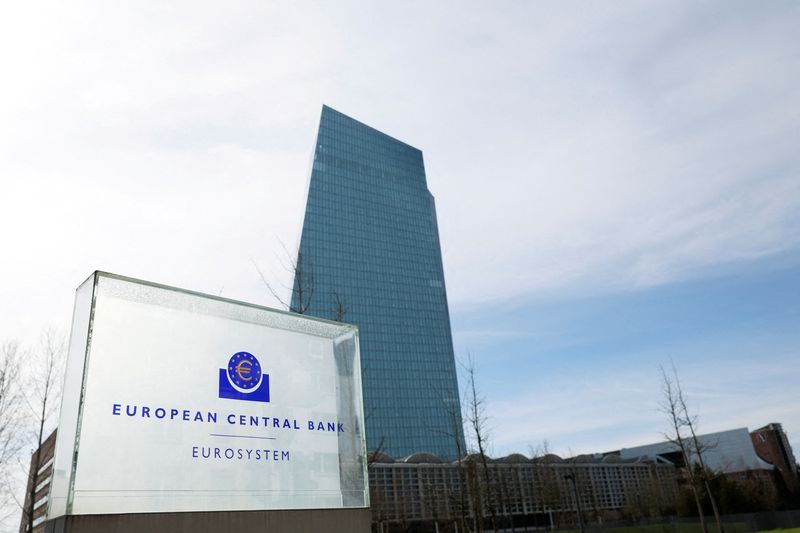 De Cos của ECB gợi ý về việc tiếp tục tăng lãi suất do lạm phát lõm tăng