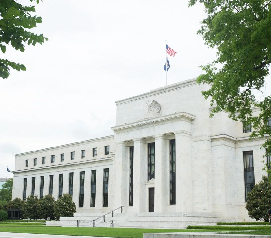 Fed tăng lãi suất để đưa lạm phát trở lại mục tiêu 2%