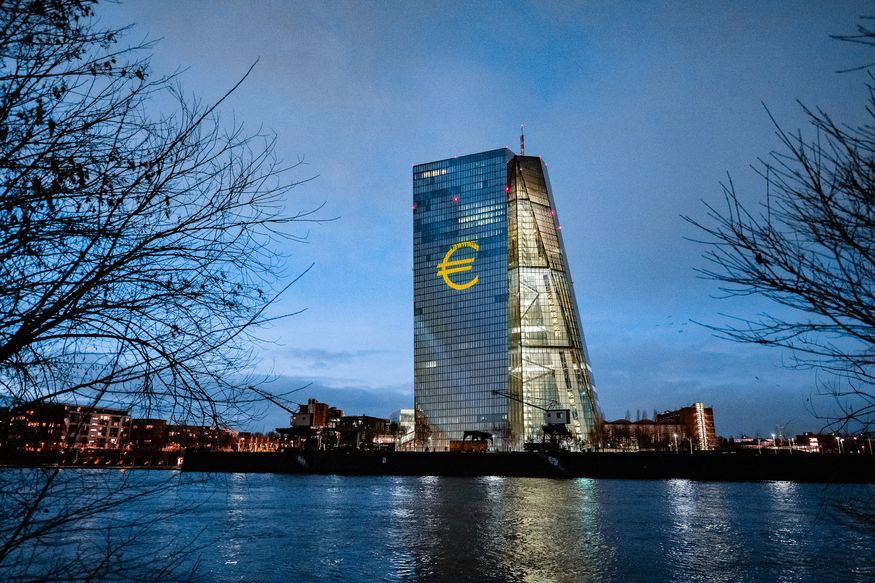 Đặt cược của các thương nhân vào một đợt tăng lãi suất lớn của ECB