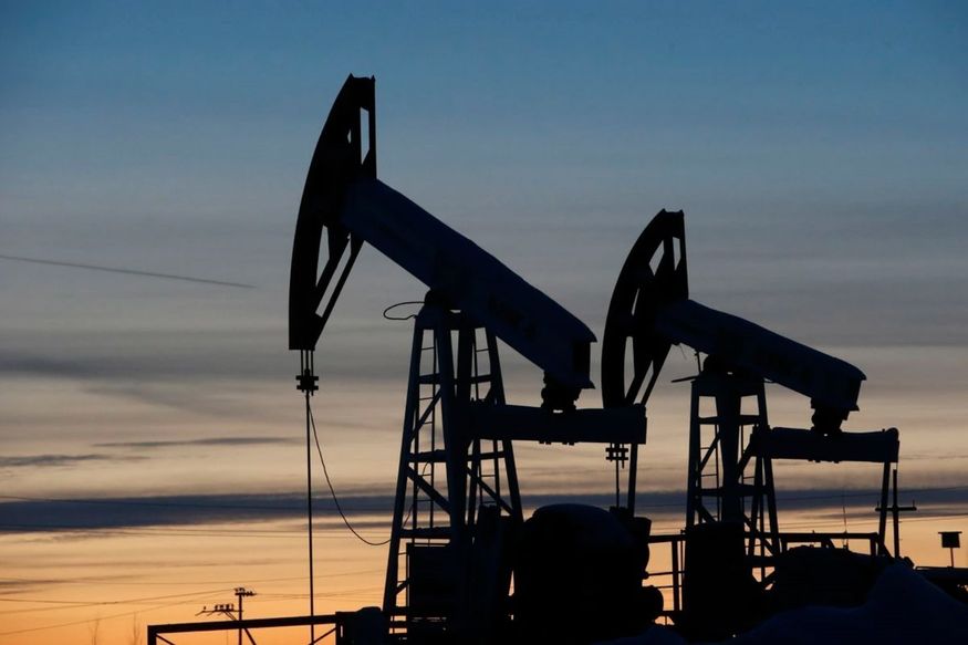 Giá dầu tăng cao vào thứ Năm