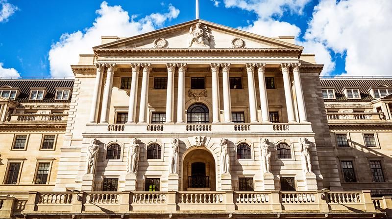 Ngân hàng Trung ương Anh sẽ tạm dừng chu kỳ thắt chặt do kinh tế yếu kém