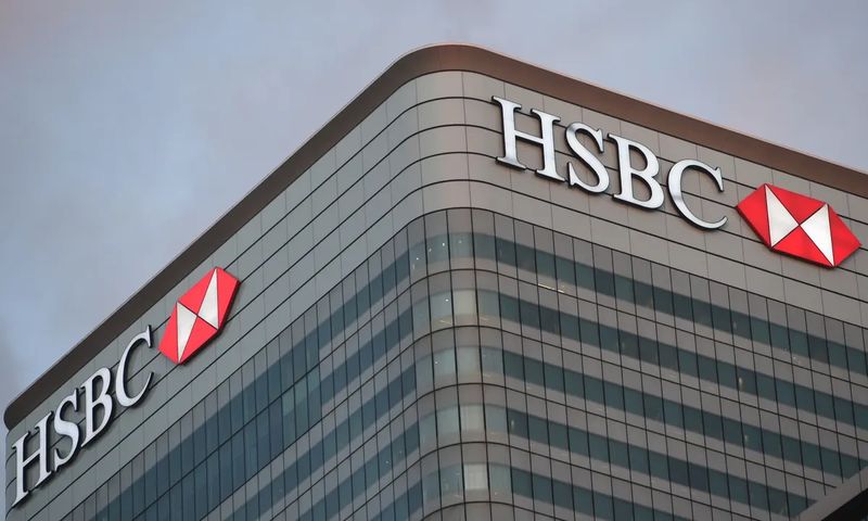 Ken Lui, một cổ đông cá nhân của HSBC kêu gọi chia tách ngân hàng