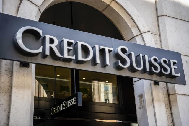 Credit Suisse đang cân nhắc bán lại các mảng hoạt động và huy động vốn từ các nhà đầu tư bên ngoài
