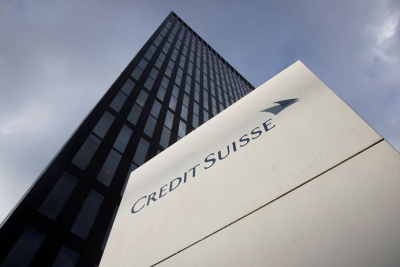 Credit Suisse đã bán cho USB với giá 3 tỷ franc Thụy Sĩ