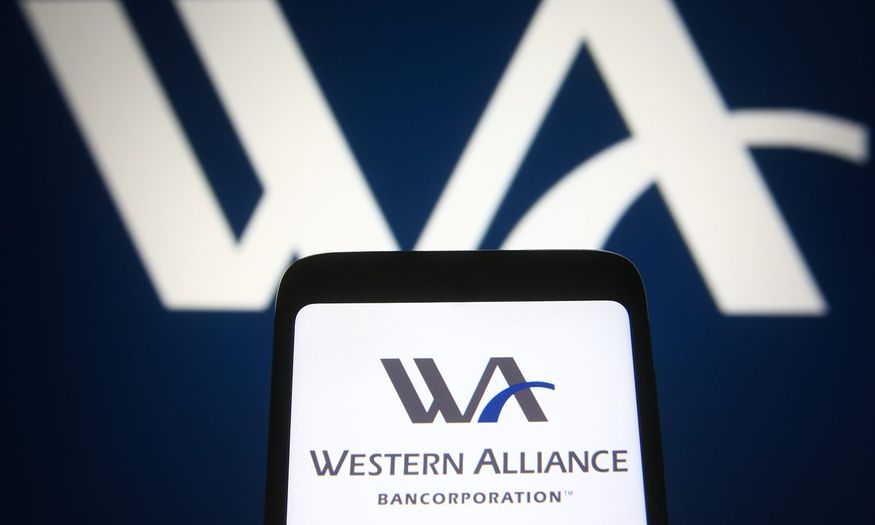 Western Alliance Bancorp cho biết hơn 50% tổng số tiền gửi đã được bảo hiểm