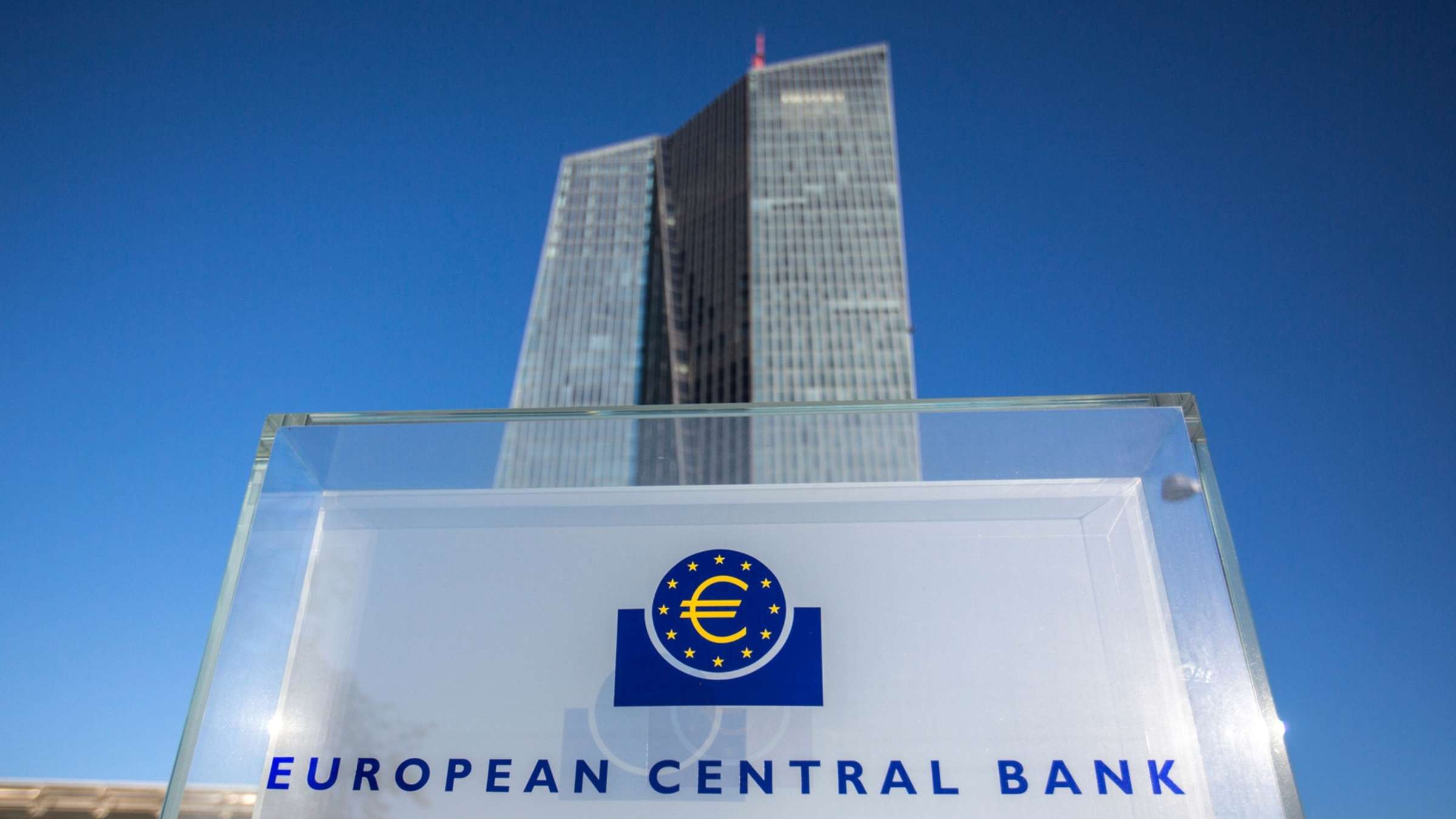 Ngân hàng Trung ương Châu  u - ECB