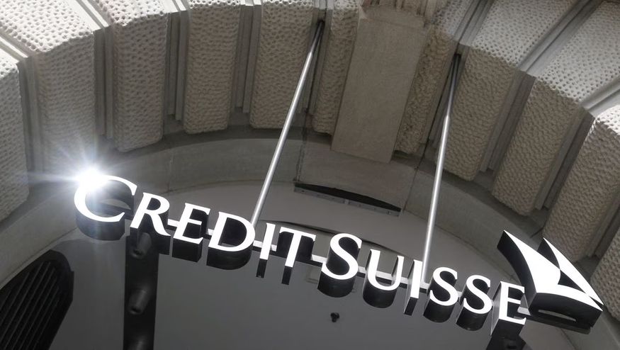 Chi phí bảo hiểm rủi ro đối với khoản nợ Credit Suisse đã tăng sau những khoản lỗ từ cuộc khủng hoảng tài chính