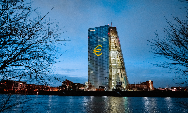 ECB khẳng định chưa có cuộc thảo luận nào về việc cắt giảm lãi suất