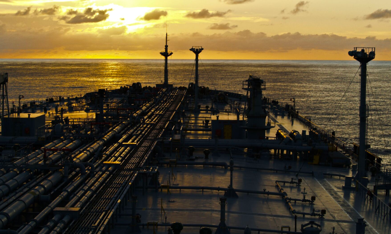 Giá dầu WTI tăng hơn 2% trong bối cảnh căng thẳng ở Biển Đỏ