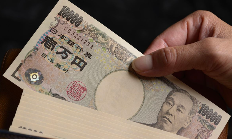 Tỷ giá hối đoái thực tế của yen đã giảm 29% từ tháng 3/2020 đến tháng 10/2023