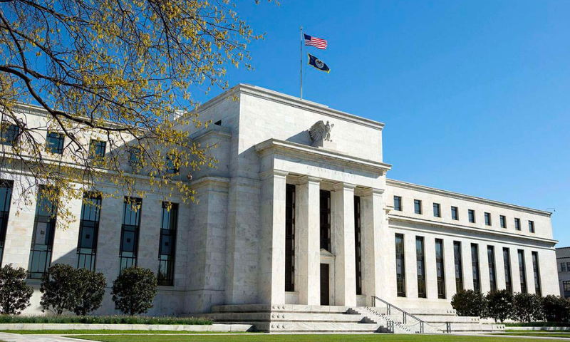 Lý do nào khiến Fed quyết định giảm lãi suất?
