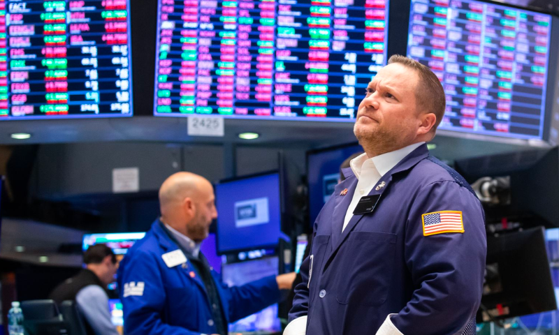 Khi thị trường đóng cửa chỉ số Dow Jones mất 0,31%