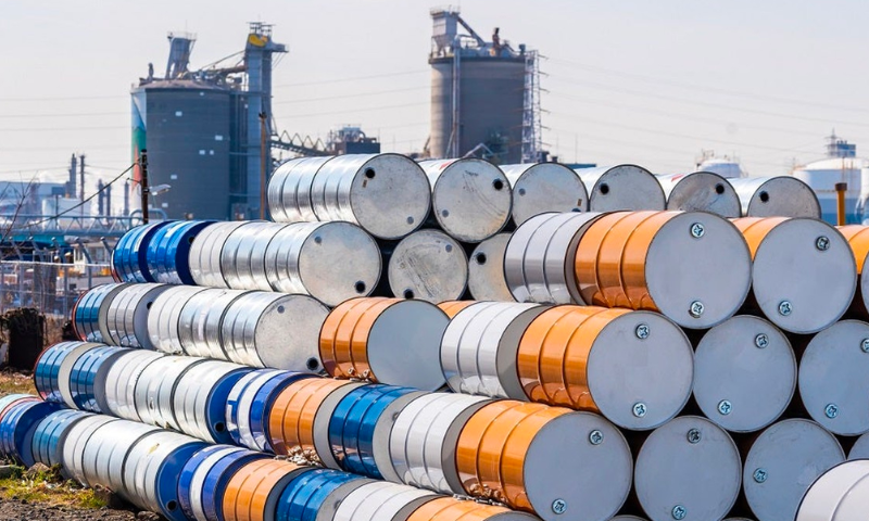 Giá dầu tăng do căng thẳng ở Trung Đông, trọng tâm là cuộc họp của OPEC+
